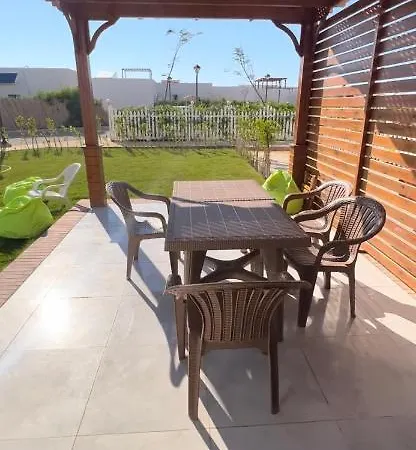 Cozy 2 Bedroom With A Big Garden In Carthage Resort Families-Only El Alamein Exterior photo