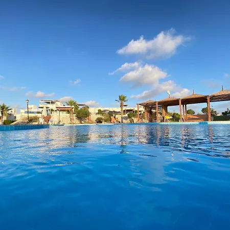 Cozy 2 Bedroom With A Big Garden In Carthage Resort Families-Only El Alamein Exterior photo